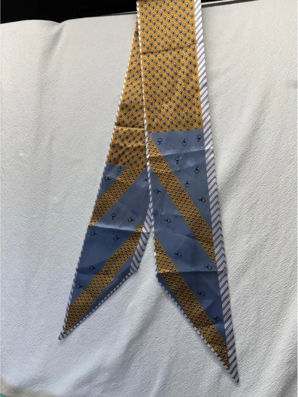 ~So French~ VTG Scarves Lot of 6 Silk Twilly Oblong, 4 Square 1 Kenzo Elorian